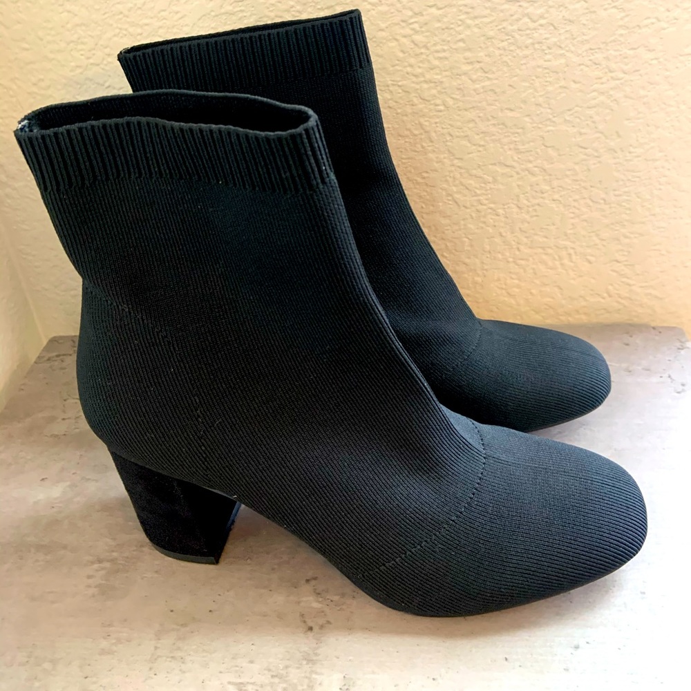 MIA Almond Toe Knit Booties - Women’s size 10